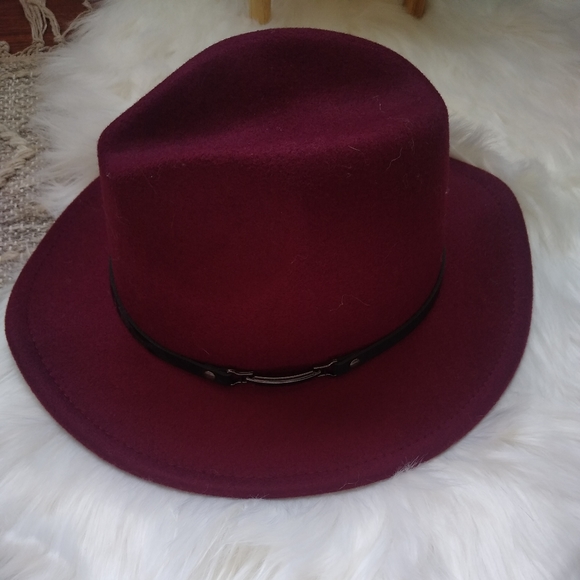 Hat - Picture 4 of 4